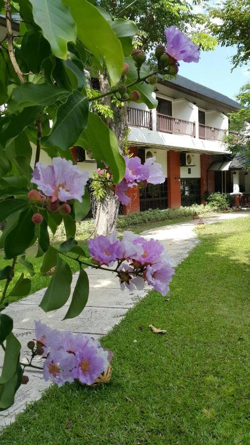 Korat Resort Hotel Nakhon Ratchasima Exterior photo