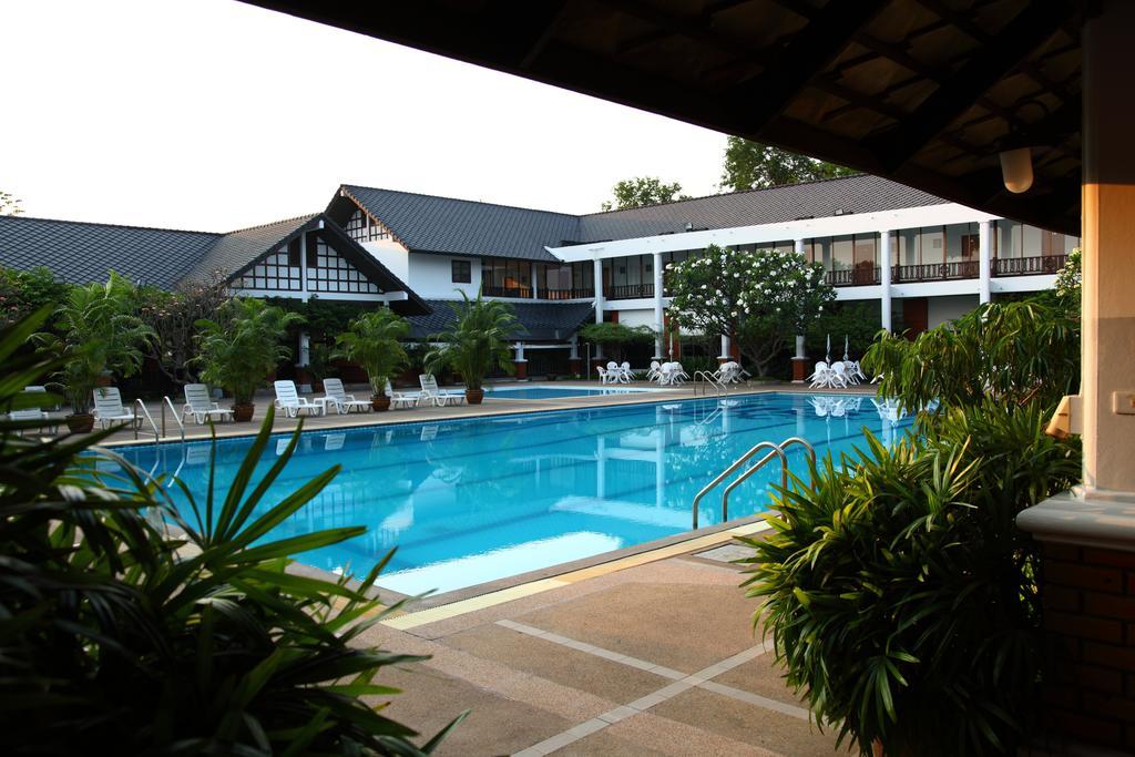 Korat Resort Hotel Nakhon Ratchasima Exterior photo